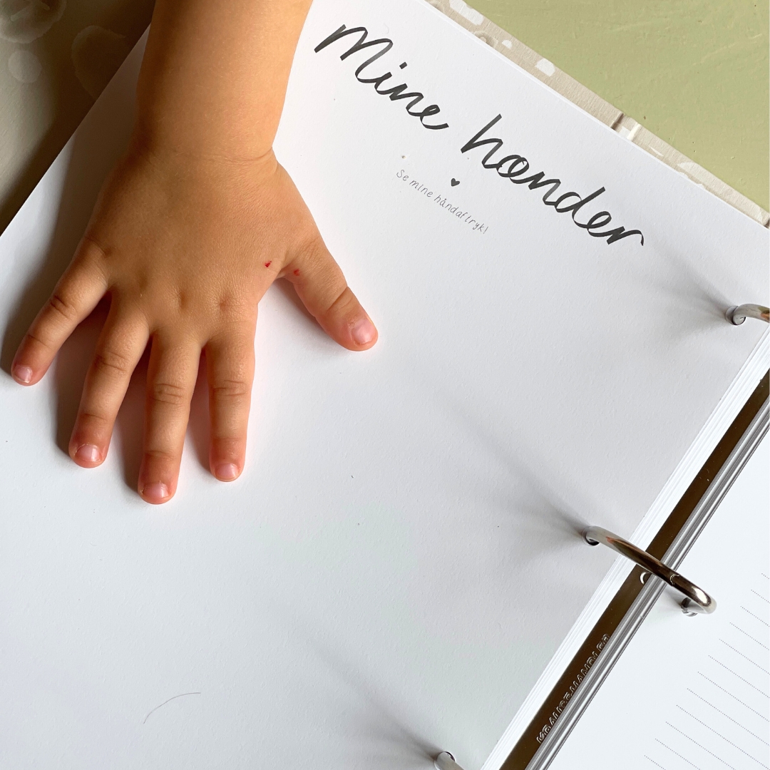 barnets bog plus (beige limited edition)