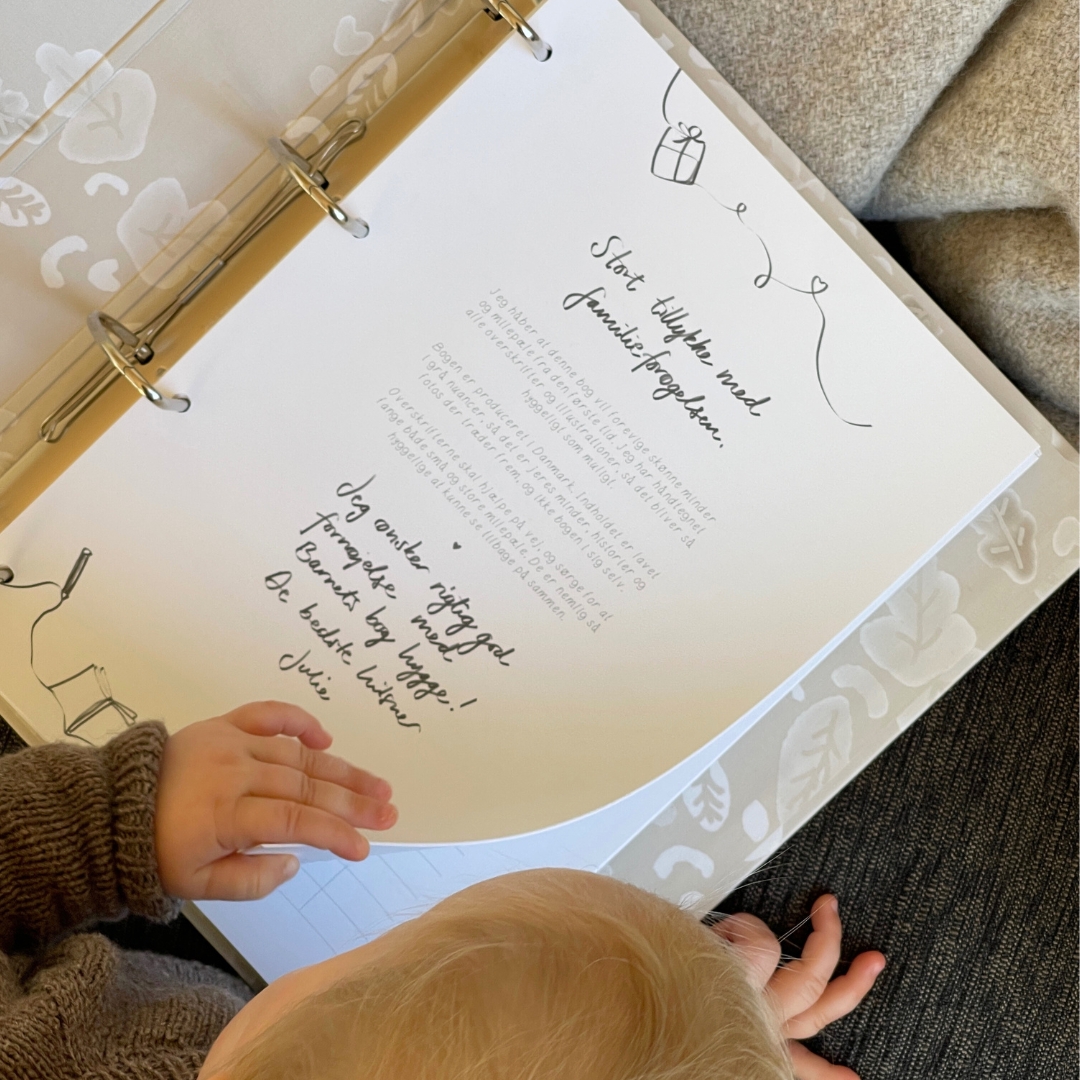 barnets bog plus (beige limited edition)