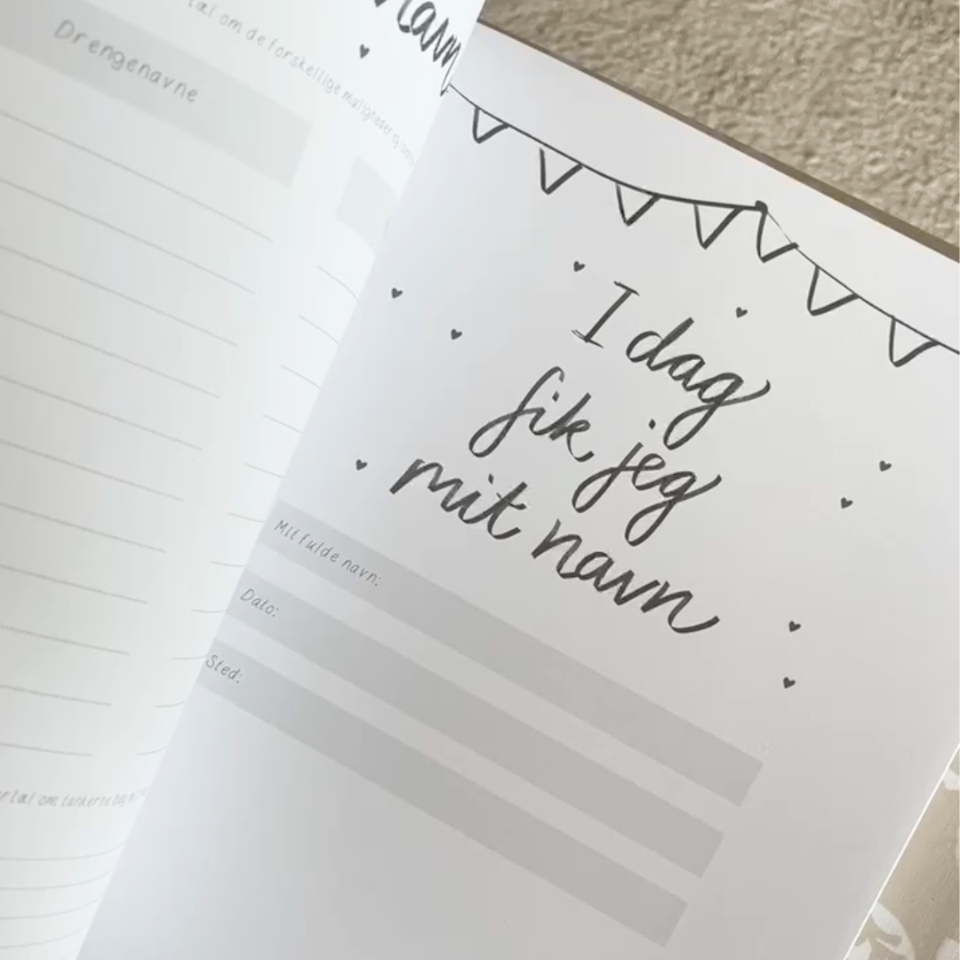 barnets bog plus (beige limited edition)