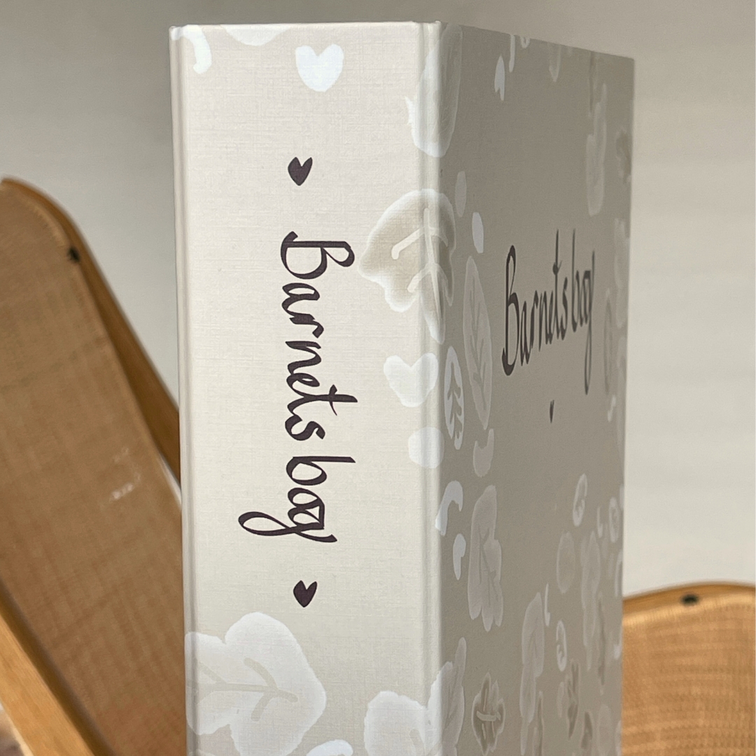 barnets bog plus (beige limited edition)