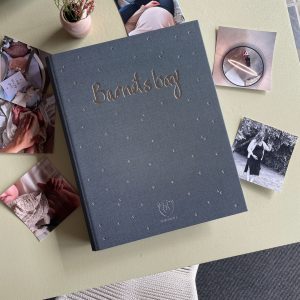 barnets bog (rosa m. hjerter limited edition)